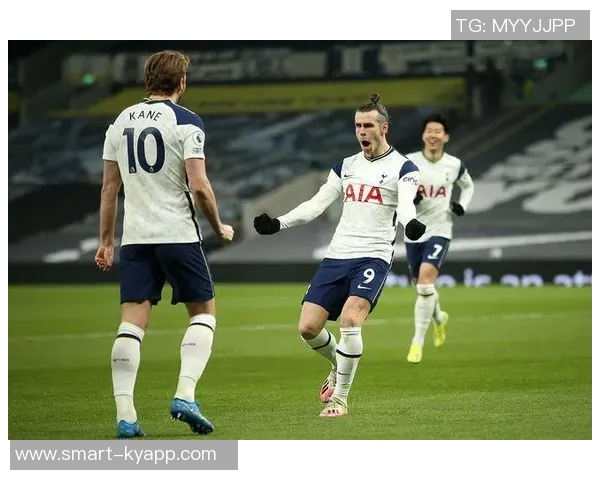 维尼修斯拒绝皇马税后2000万年薪续约报价欲求3000万年薪引发关注